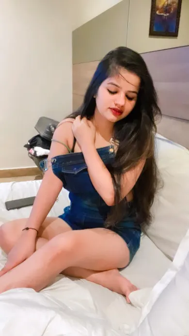 Real Call Girl in Karol Bagh